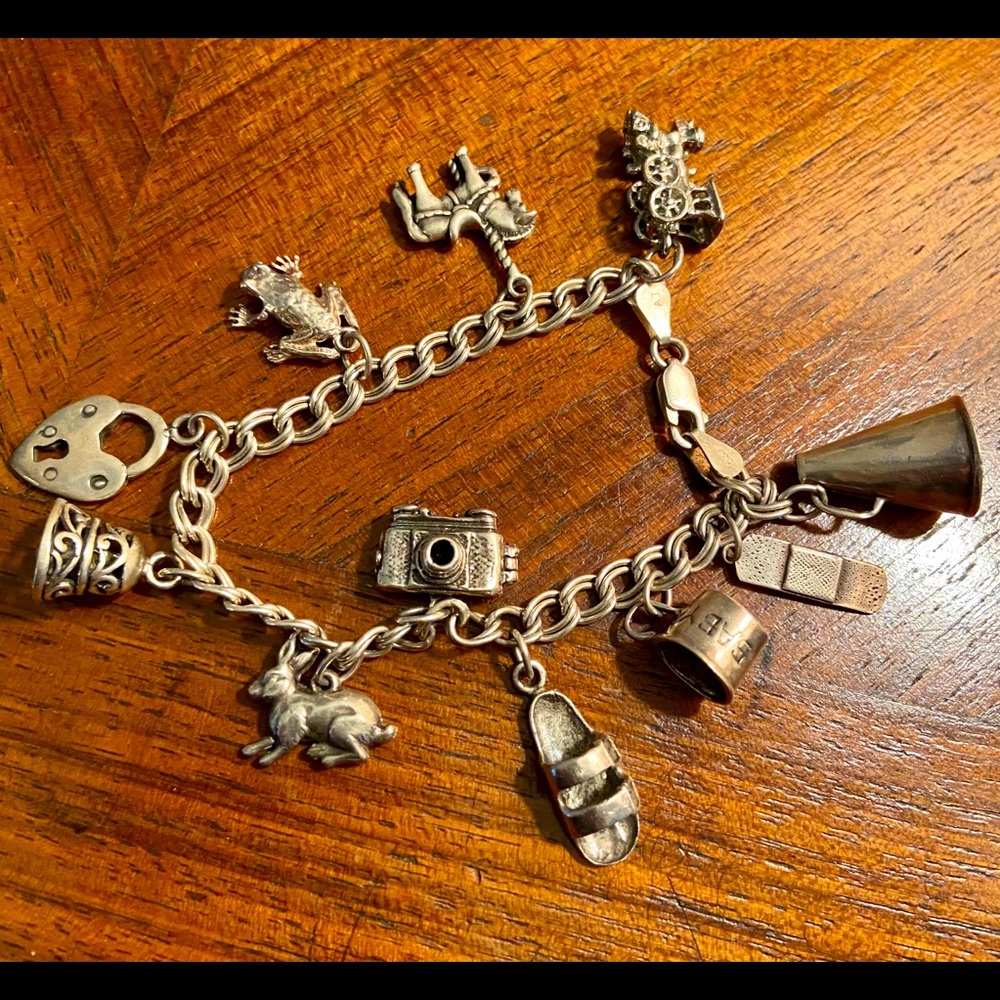 Bracelet